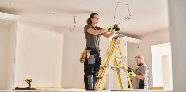 Best Licensed Electrician  in Hudson, CO